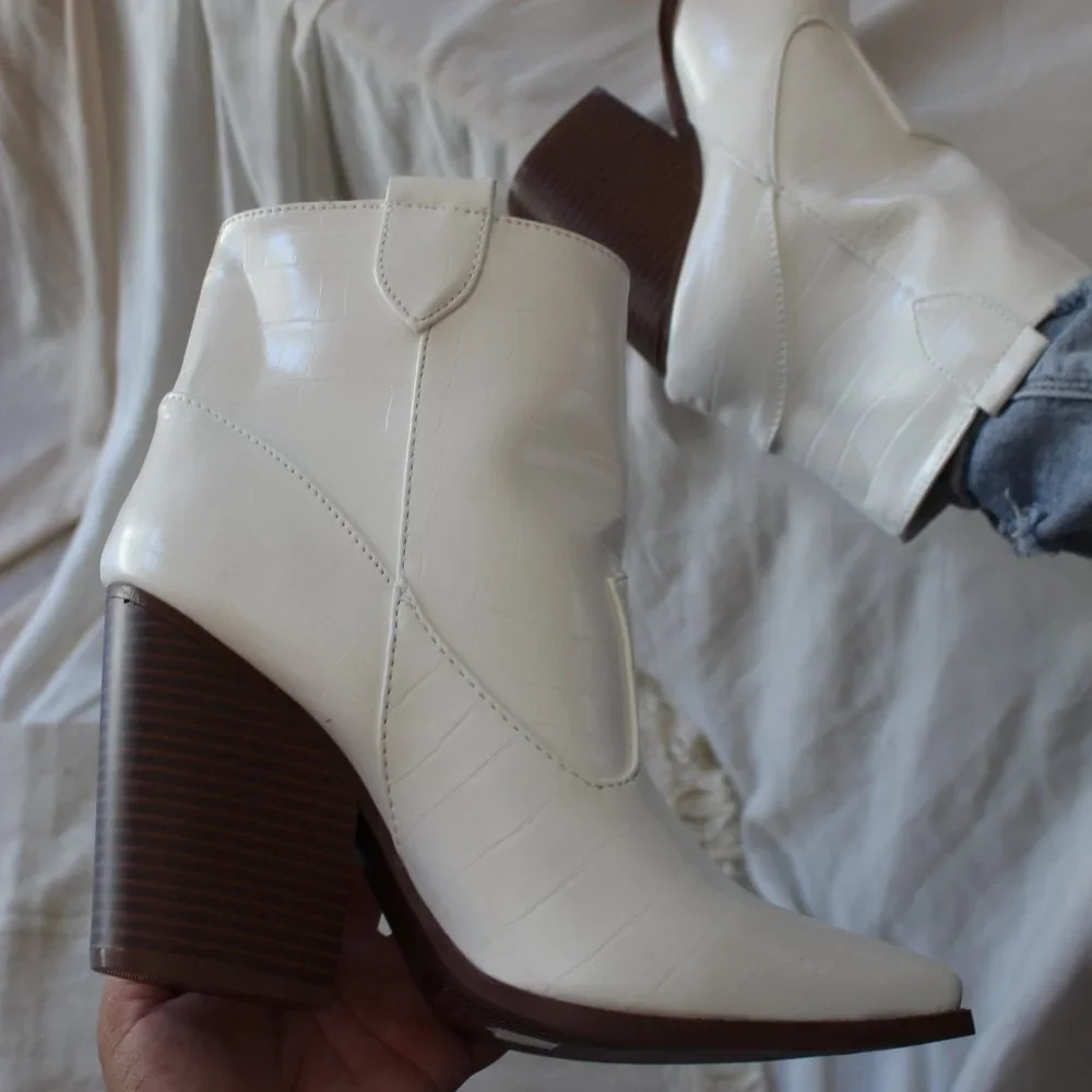 🆕The Debbie// White croco western style boot - Picture 6 of 10